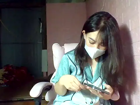 Seri202 online show from October 6, 12:00 pm