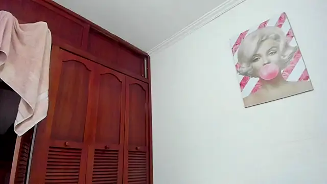 valeria millers online show from April 18, 7:58 pm