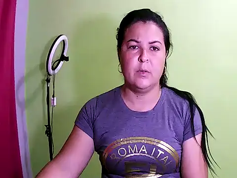 anapaulaa online show from November 3, 3:32 am