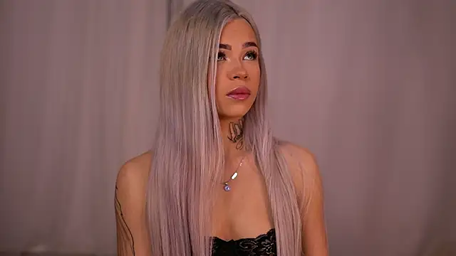 NickyBenz online show from October 23, 5:52 pm