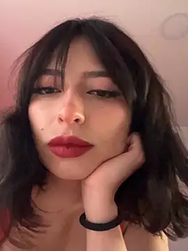 larsonbeverly online show from December 21, 8:57 pm