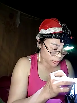 CoMay003 online show from February 6, 1:14 pm