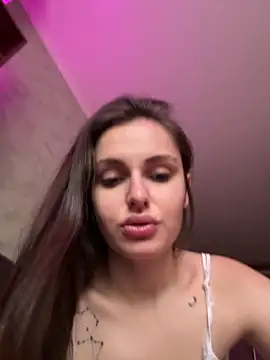 aurora pink  online show from December 16, 11:38 am