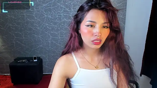 Snapshot of Miss_Charlottet chatting on October 22, 9:31 pm Miss Charlottet online show from October 22, 9:31 pm