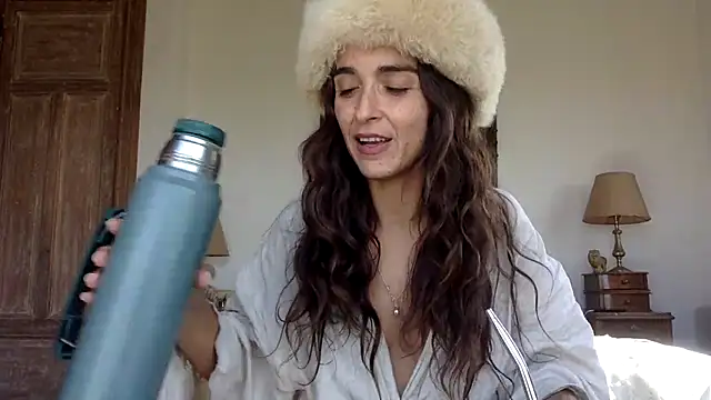 venuslibre online show from September 8, 7:35 pm