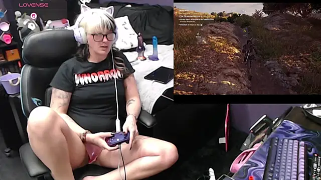 oddywithabody online show from March 2, 7:15 am