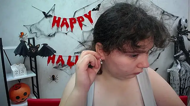 NeonilaLisova online show from October 24, 5:25 am