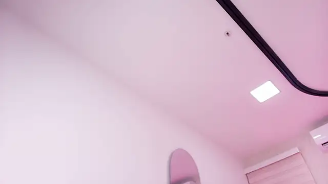 emma madi online show from November 26, 1:12 pm