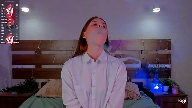 BonnieWalton online show from October 13, 7:55 am