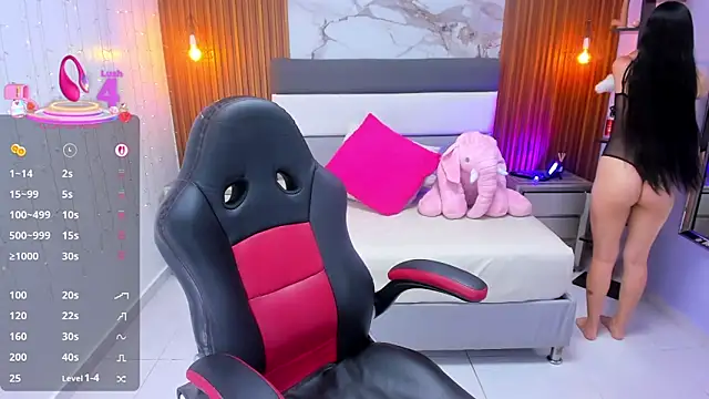 ROSIE MOSS online show from October 14, 7:49 pm