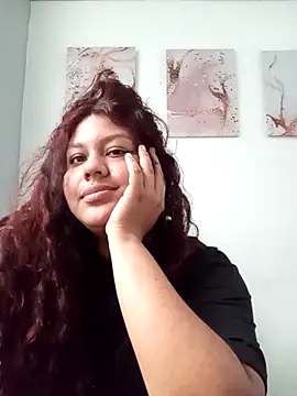 CloeStron online show from November 5, 3:50 pm