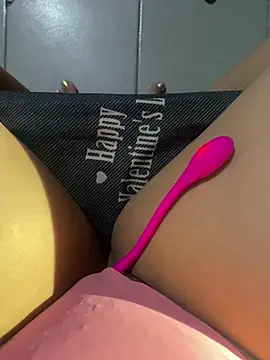 shessAz online show from July 28, 3:37 am