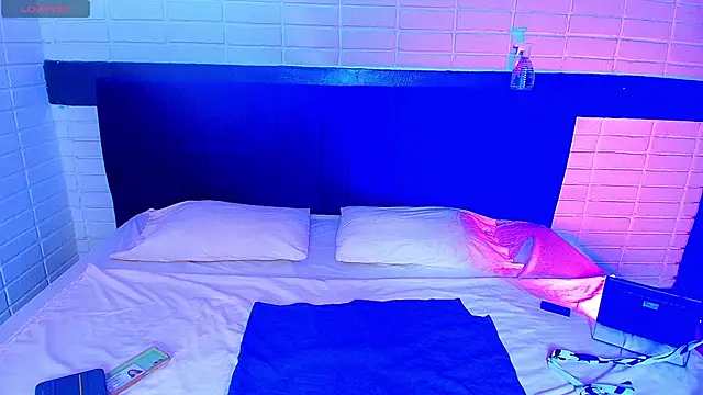 ScarlettBoobs  online show from October 4, 8:02 pm