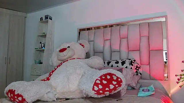 Ayleen m online show from November 23, 3:20 am