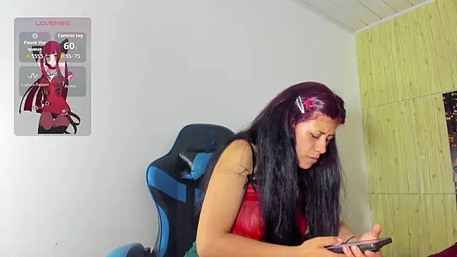 Raven Rouge  online show from November 7, 8:09 am