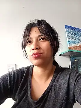 Vikyvoyeur online show from April 18, 4:42 pm