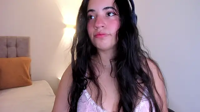 Nicol Chang online show from October 13, 3:53 am