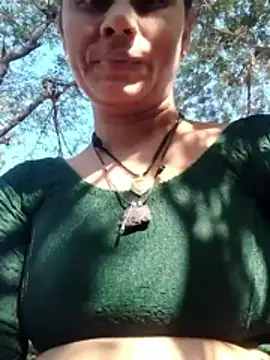 Hot-ilaiy online show from December 17, 6:39 am