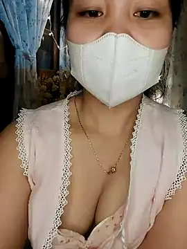 Laurie369 online show from September 15, 4:25 pm