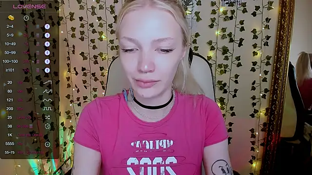 AnyaTaylor  online show from February 3, 6:22 am