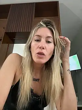 caritadeangellll online show from November 19, 9:48 pm