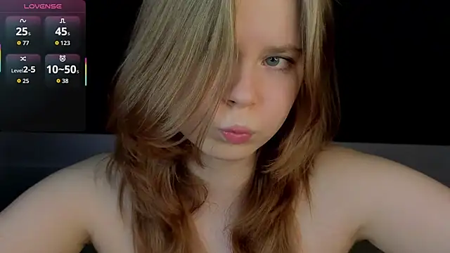 JulietteRain online show from December 14, 8:03 pm