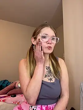 Riley ray69 online show from December 18, 2:49 am