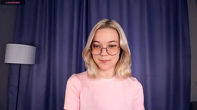 EdaKirkIin online show from November 3, 5:33 am