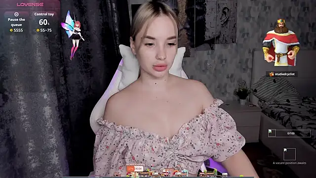 KiraKrox online show from October 25, 7:43 pm