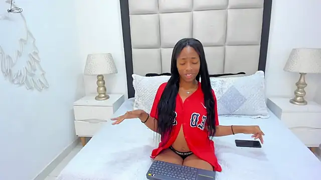 ElisabettaMonroy online show from October 8, 12:53 pm