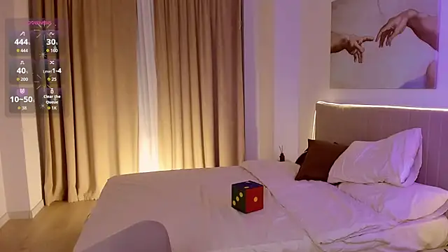 Lisa Blossom online show from February 4, 6:49 am