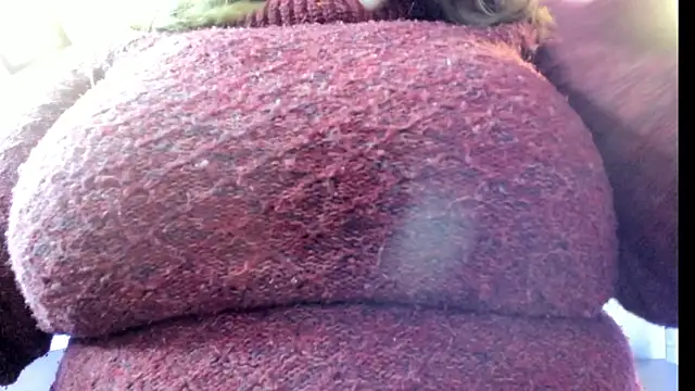  Emily rosee  online show from November 4, 11:04 am