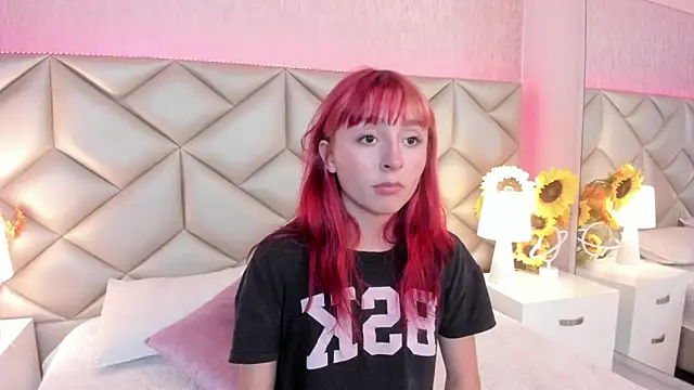 dafnne hall online show from October 7, 4:28 am