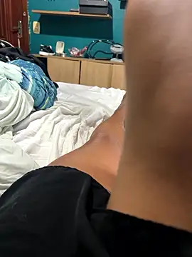 ju muniz01 online show from January 18, 2:46 pm