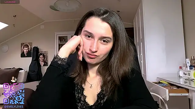 DarlineBrustera online show from April 19, 2:28 pm