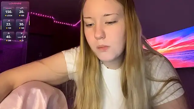 PandaFluff online show from March 31, 5:24 pm