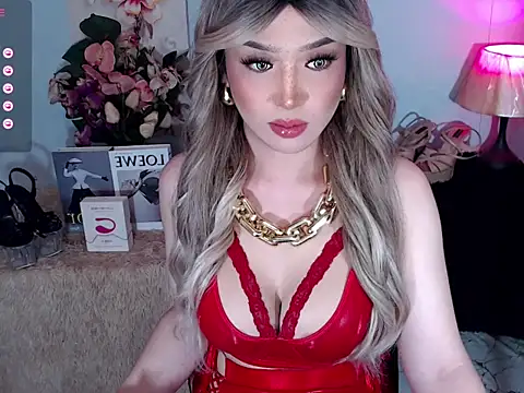 classytrish online show from June 26, 5:47 pm
