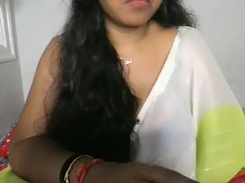 Snapshot of its_me_Rashmi chatting on October 20, 7:39 pm its me Rashmi online show from October 20, 7:39 pm