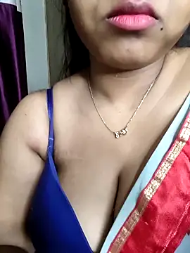 its me Rashmi online show from November 9, 7:21 pm