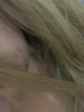 loirinhaszsp online show from April 22, 9:45 pm