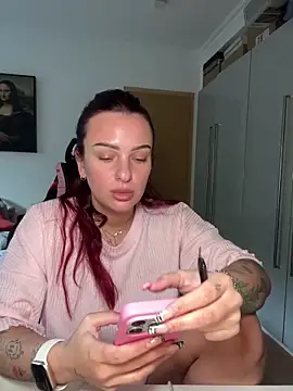 OliviaaFischer online show from April 19, 2:28 pm