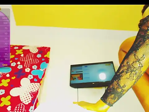 Sara hot12112 online show from September 11, 11:54 am