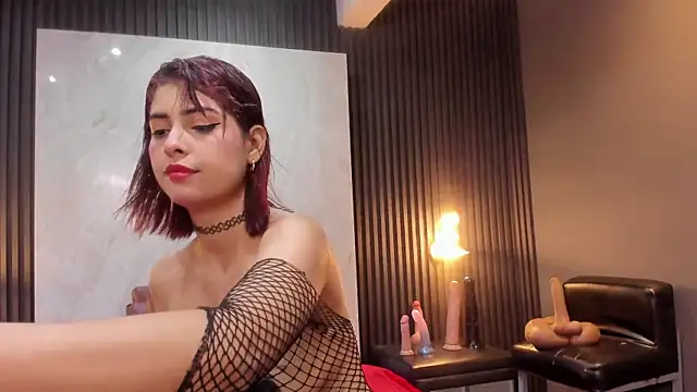 AuroraGray online show from March 6, 12:11 pm