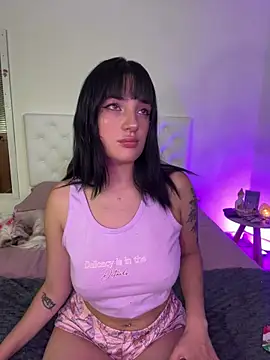 Snapshot of kylie444_ chatting on September 27, 4:30 am kylie444 online show from September 27, 4:30 am