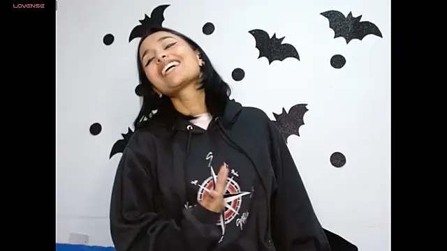 Gia Lee online show from October 28, 3:01 am