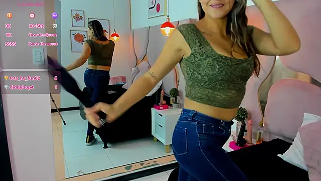 Maiyajoness online show from December 14, 4:51 am