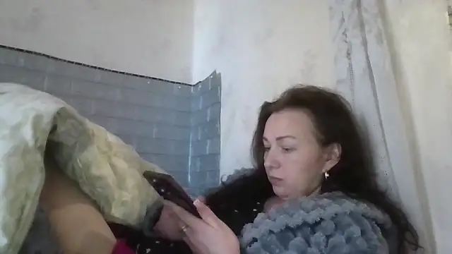 DanaNeon online show from April 15, 2:06 pm