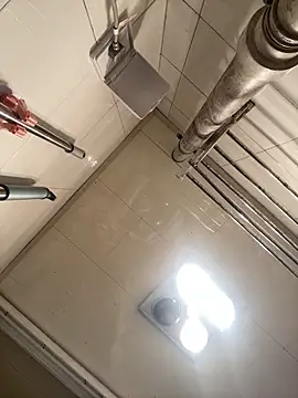 Y2Luvk online show from February 27, 9:47 pm