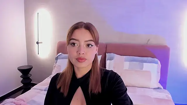 Snapshot of ArianaSilva_ chatting on October 16, 2:09 pm ArianaSilva  online show from October 16, 2:09 pm