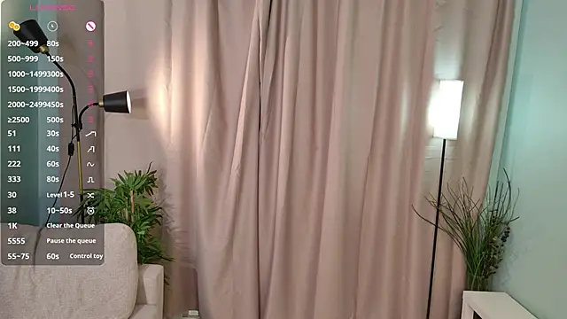 lisabaus online show from February 20, 10:06 am